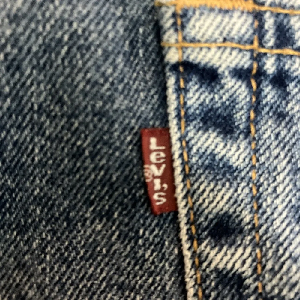 Vintage Levis Shorts Men 38 550 Blue Jean Med Wash‎ Denim Jorts Y2k 90s